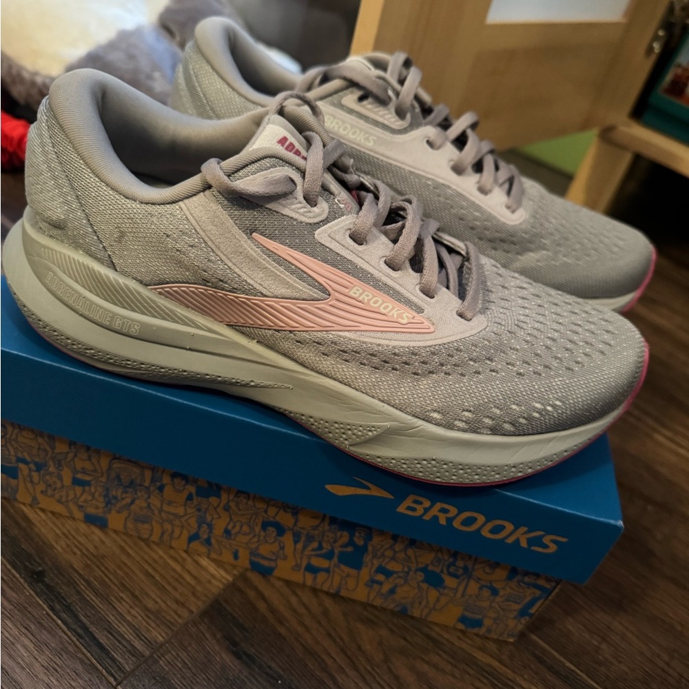 Brooks Women's Running Shoes - Adrenaline GTS 24